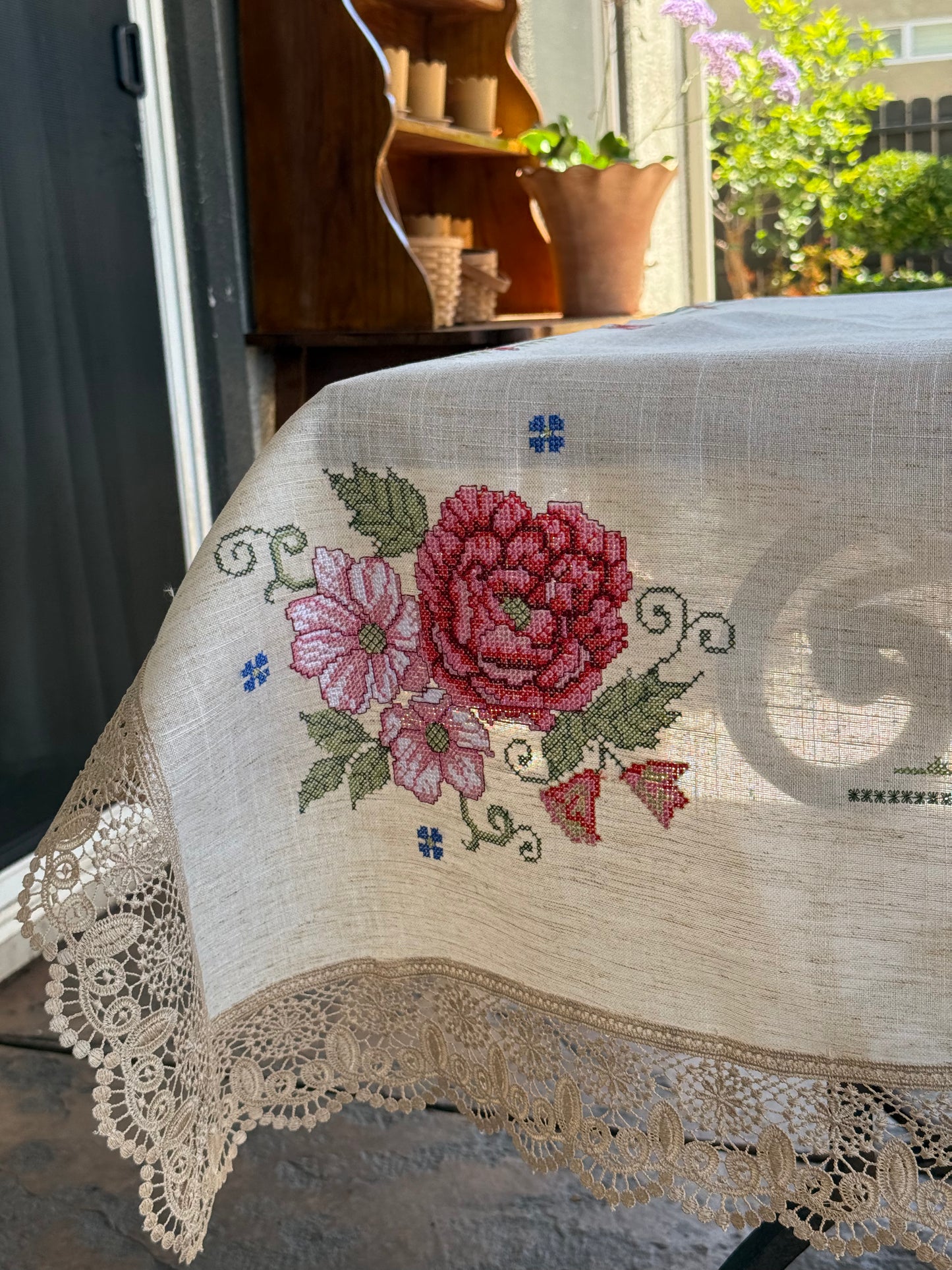 beige con rosas
