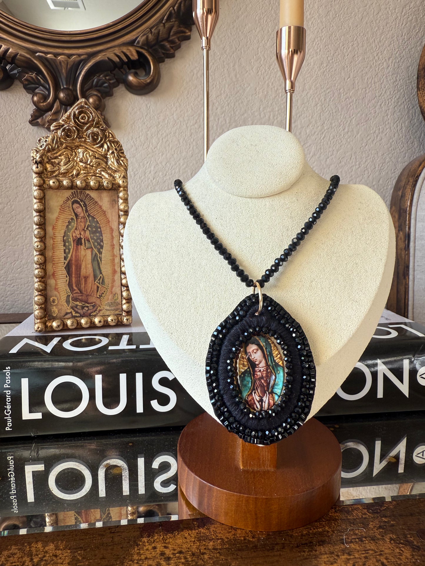 Virgencita necklace (black)