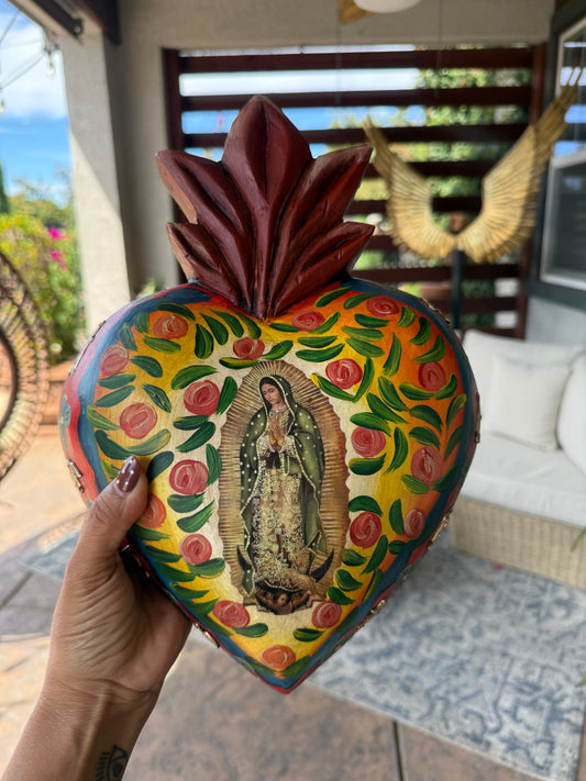 corazon pintado a mano