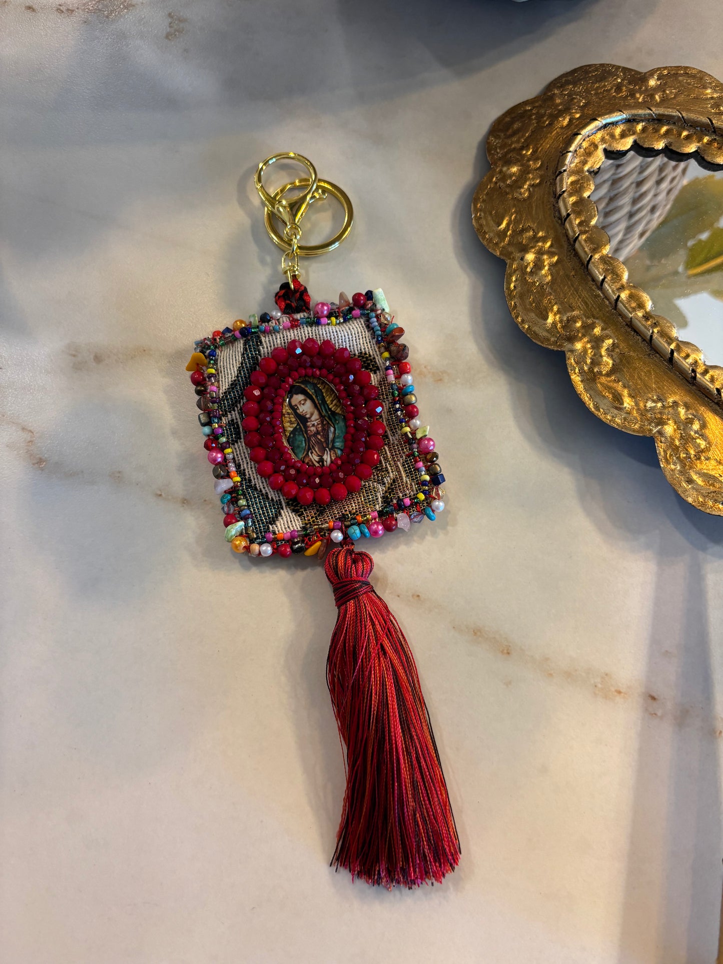 llavero de la virgencita