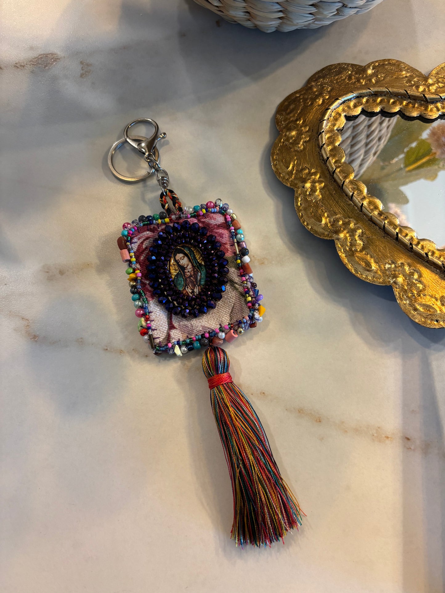 llavero de la virgencita