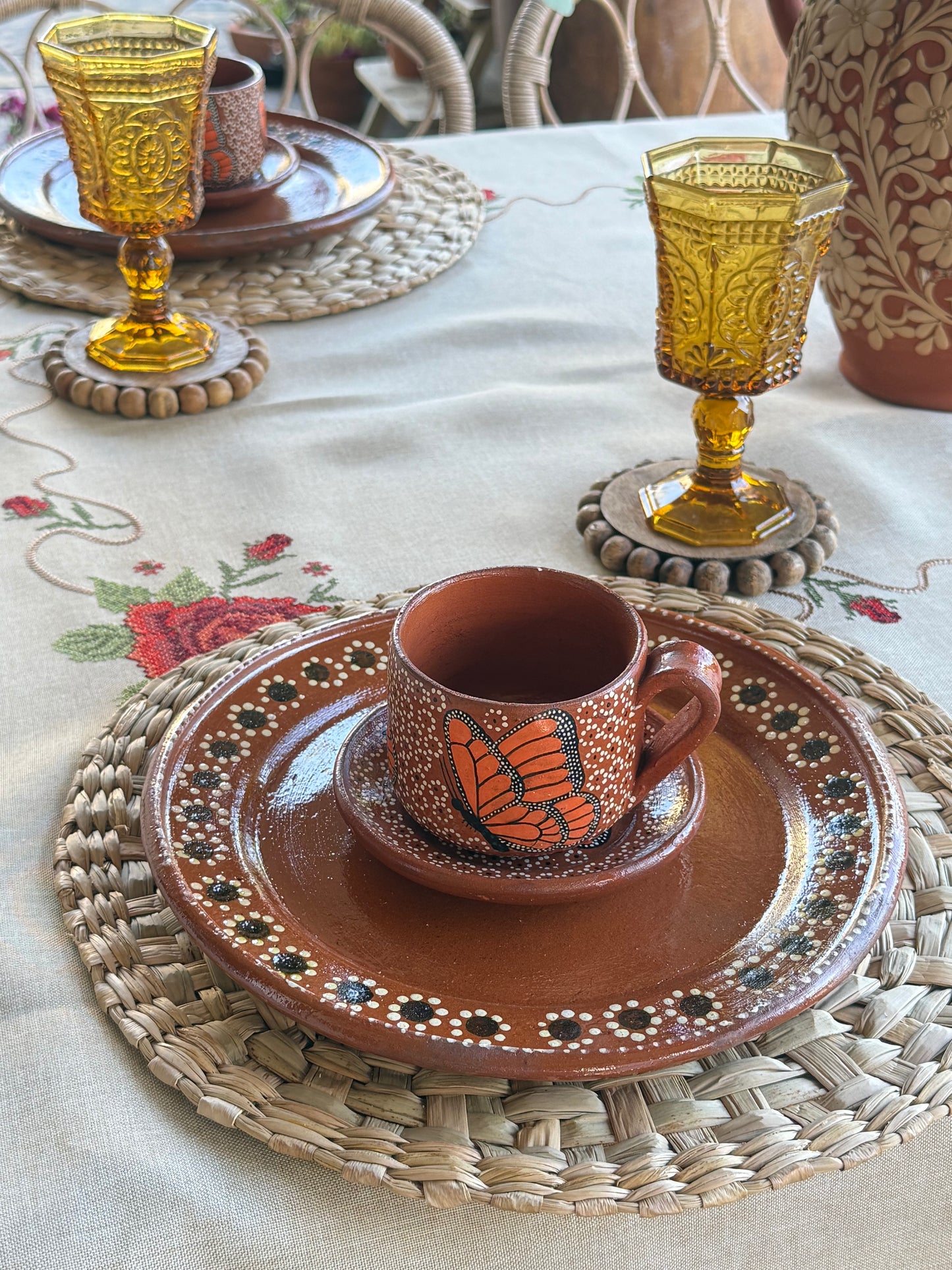 mariposa tacita set (cafe)