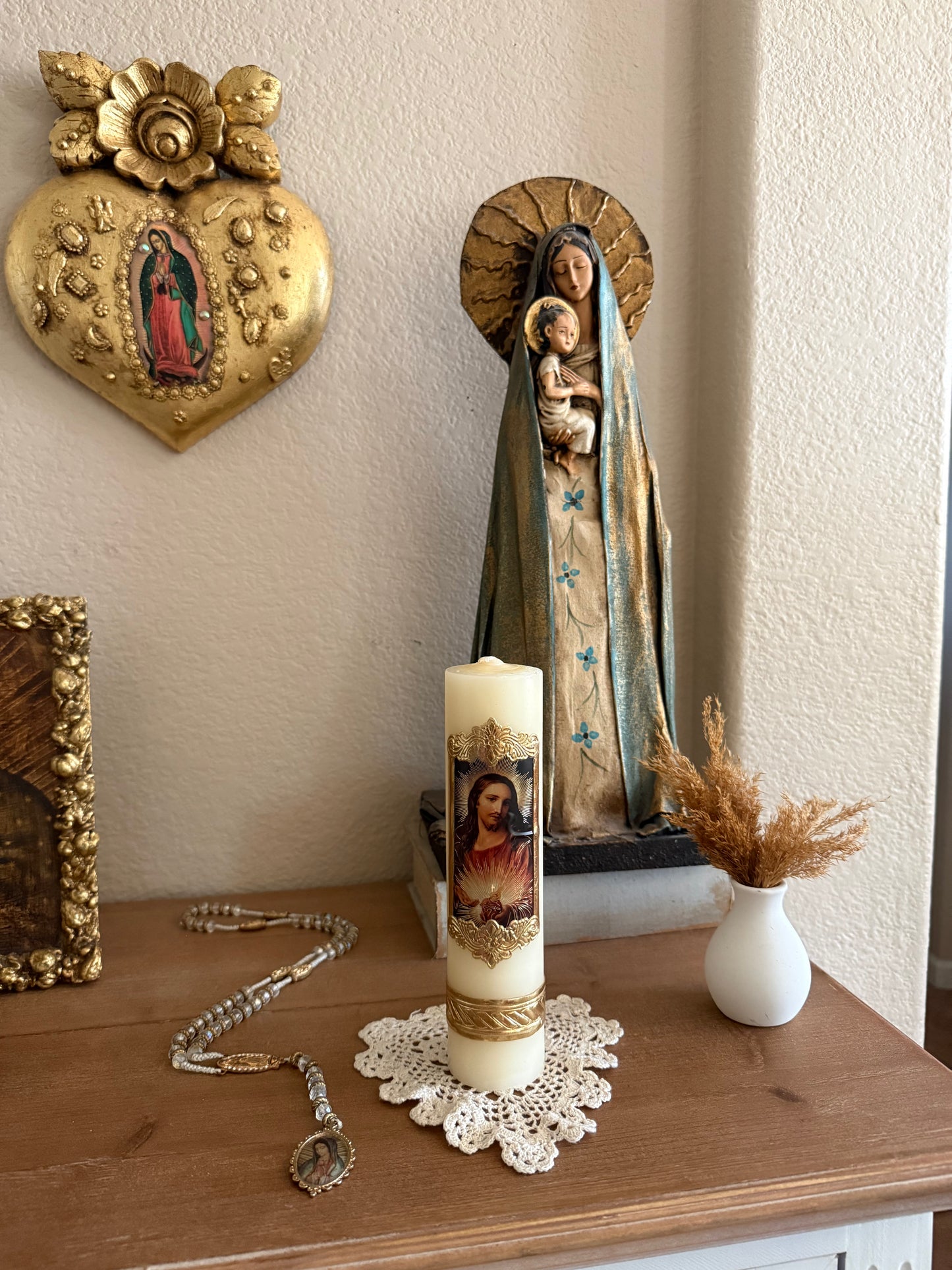 sagrado corazon candle