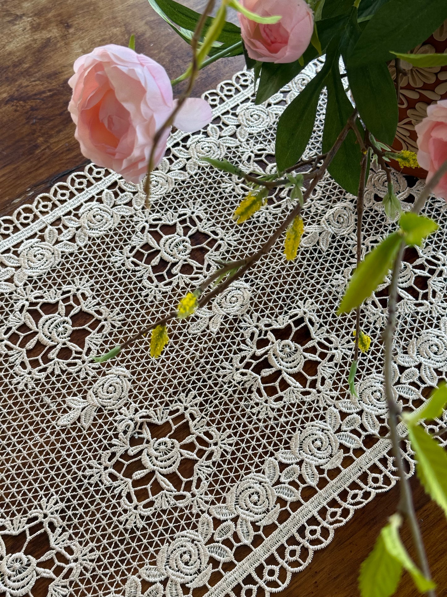 lace runner