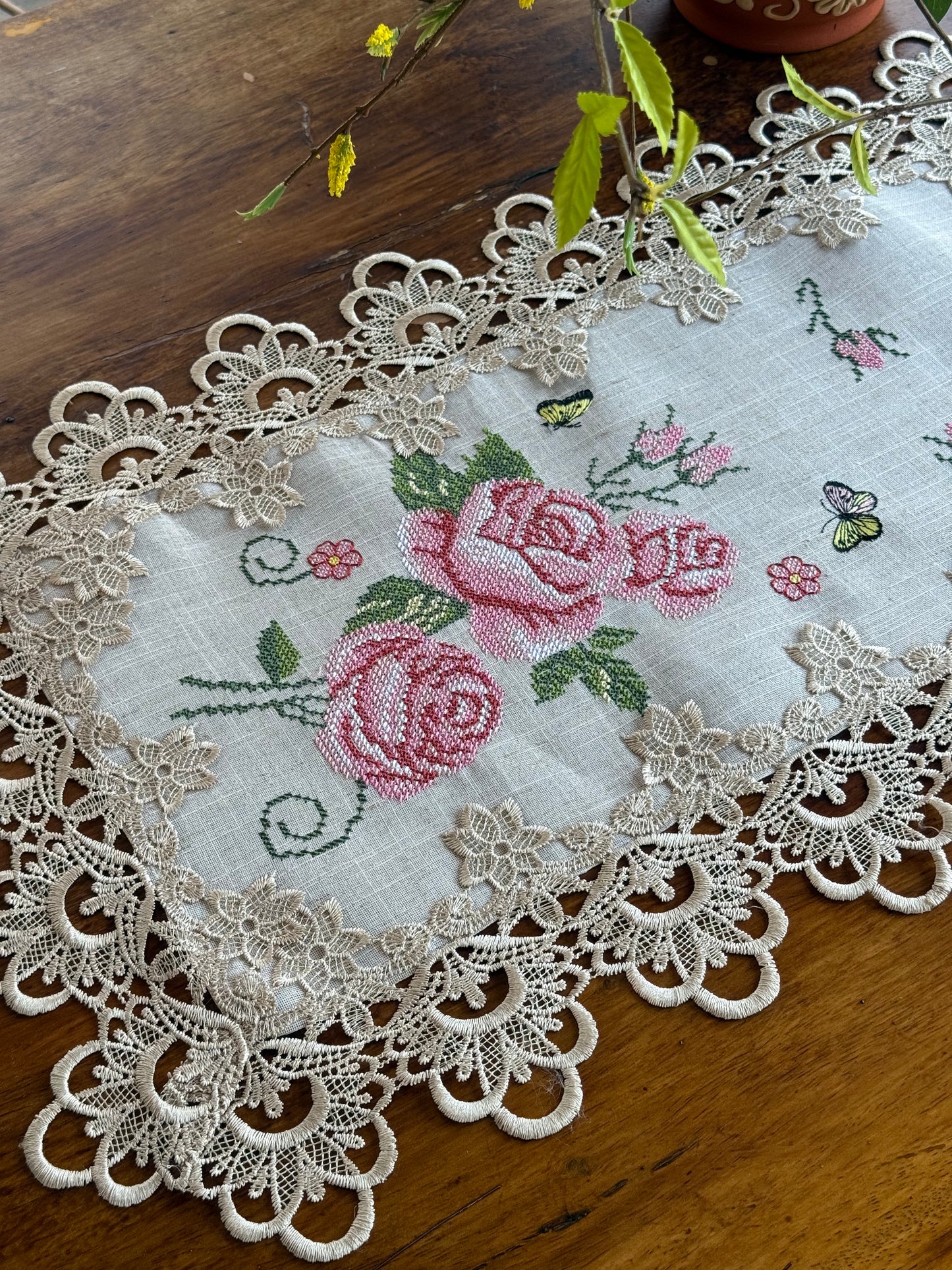florecita runner (cremita)