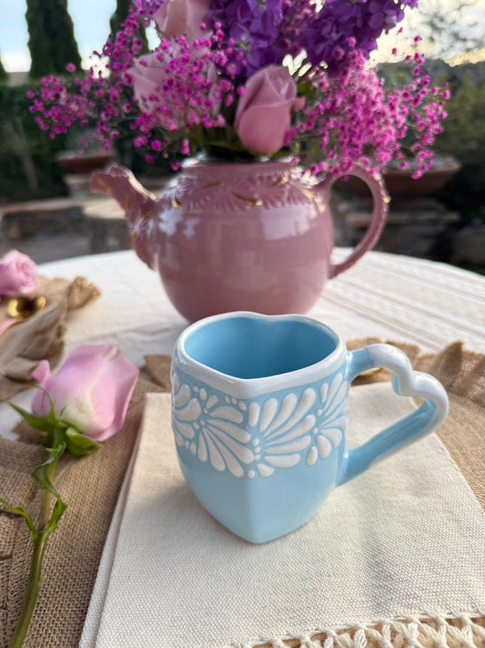 baby blue heart shaped taza