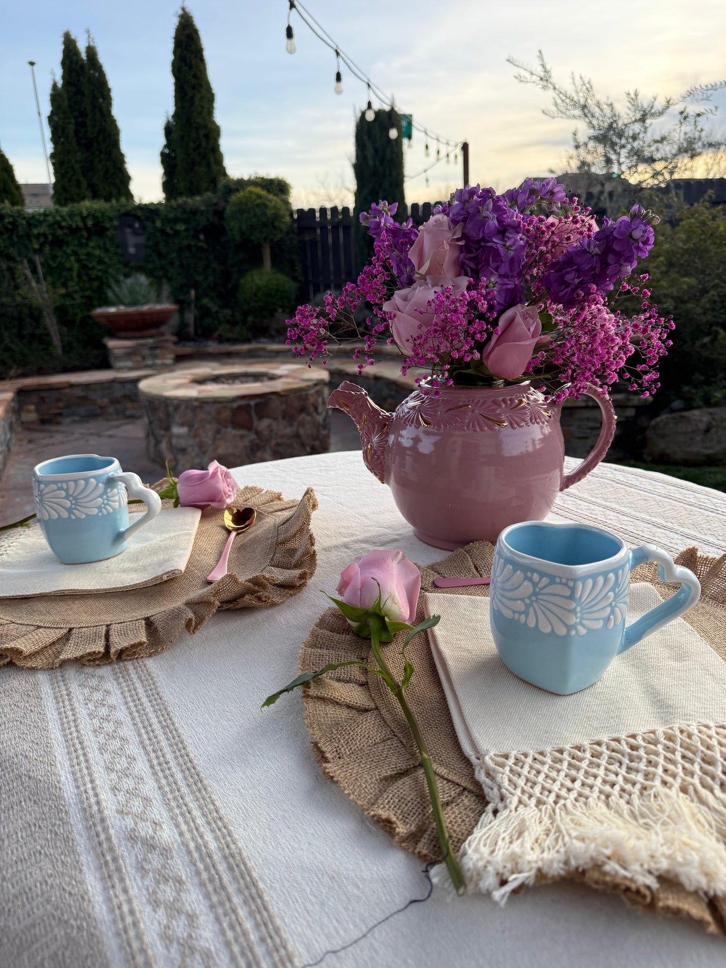 baby blue heart shaped taza