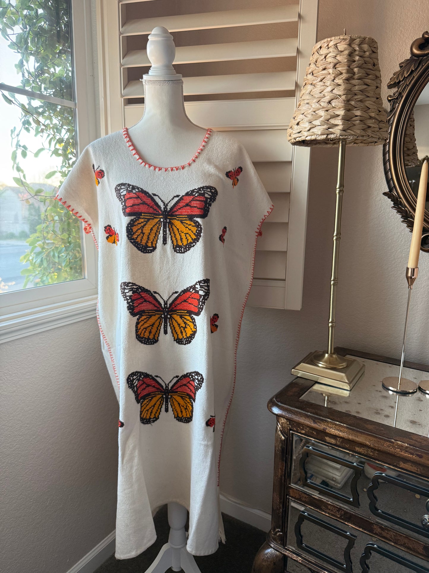 mariposa vestido de manta