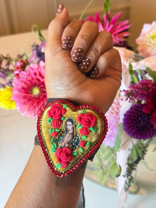 virgencita bracelet (red)