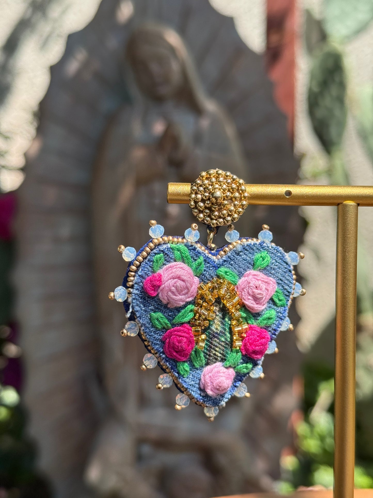 rosa de guadalupe aretes